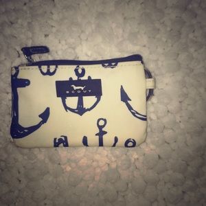 Scout white with blue anchor pouch